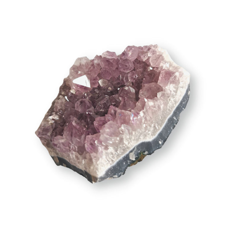 light lilac Amethyst cluster size 65x88mm without background