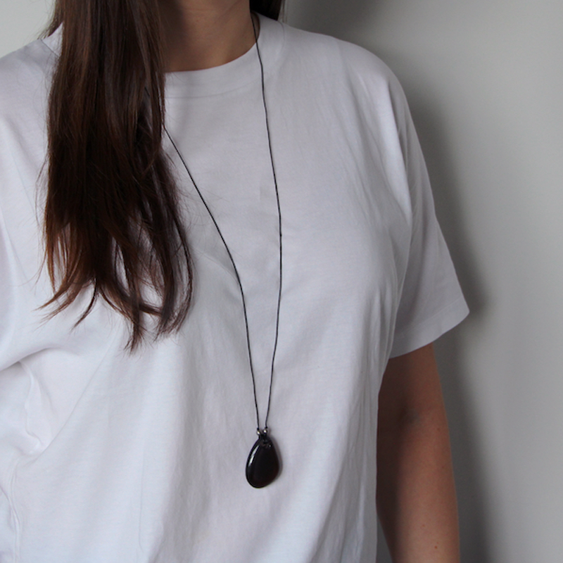 Wearing obsidian online necklace